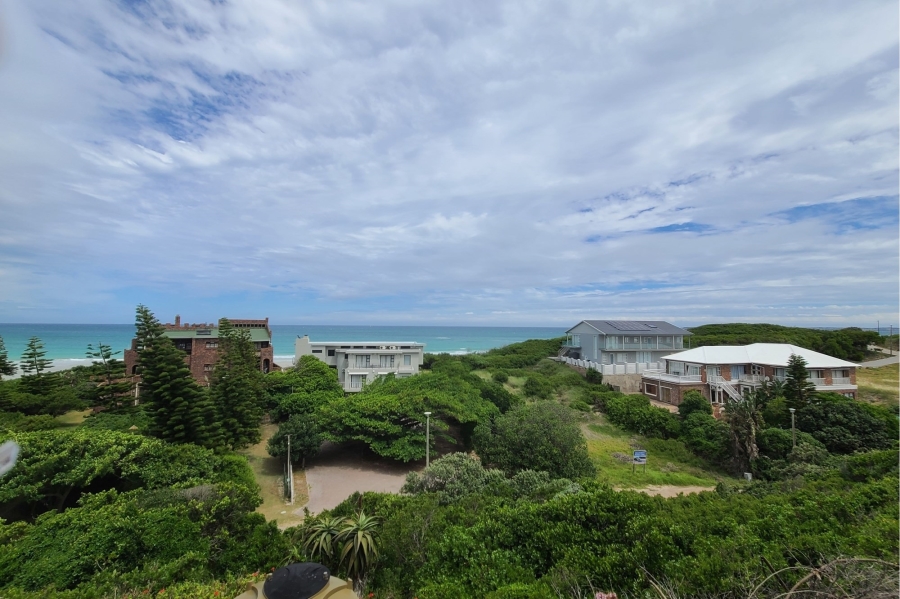 0 Bedroom Property for Sale in Paradise Beach Eastern Cape